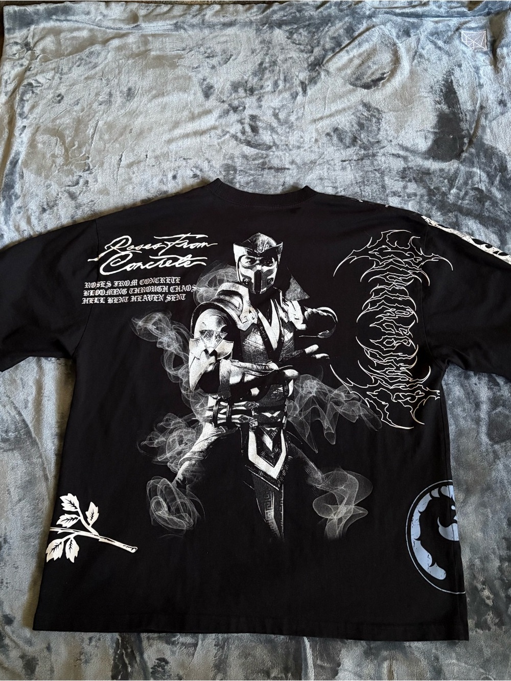 Black Graphic Civil Regime x Mortal Kombat Sub Zero - XL oversized